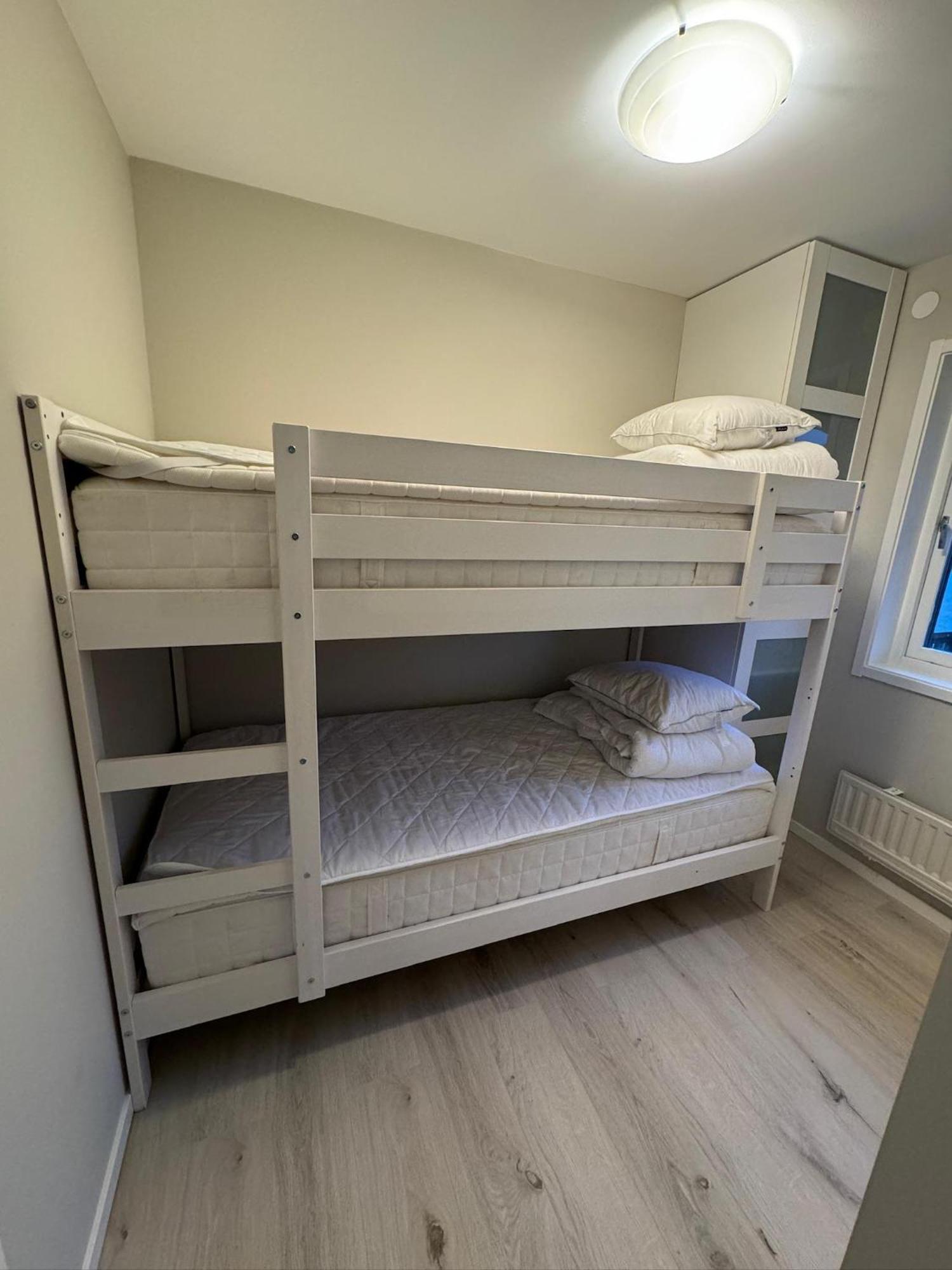הוילה Charming 2-Floor House By The Sea In Ahus Sweden מראה חיצוני תמונה