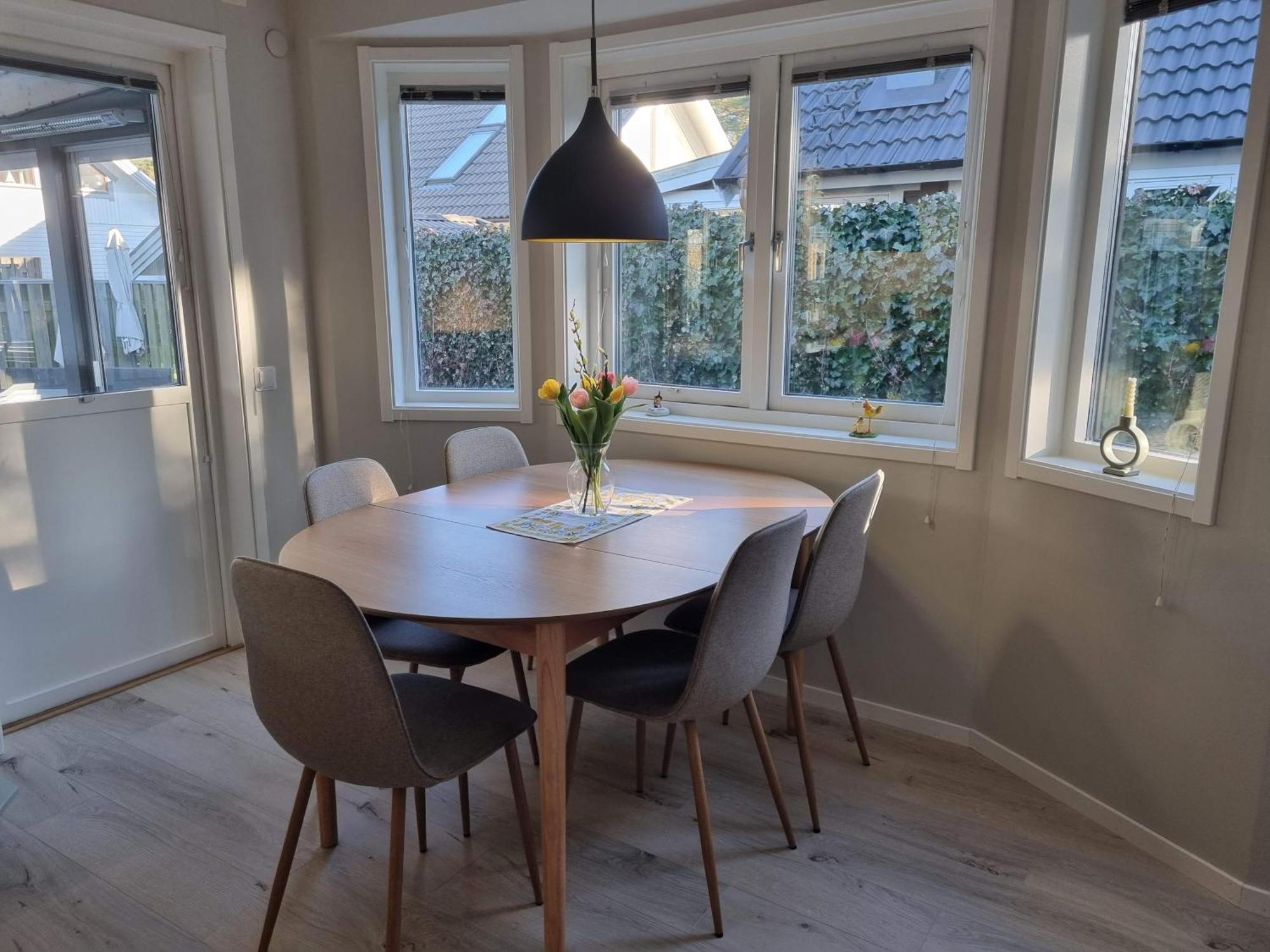 הוילה Charming 2-Floor House By The Sea In Ahus Sweden מראה חיצוני תמונה